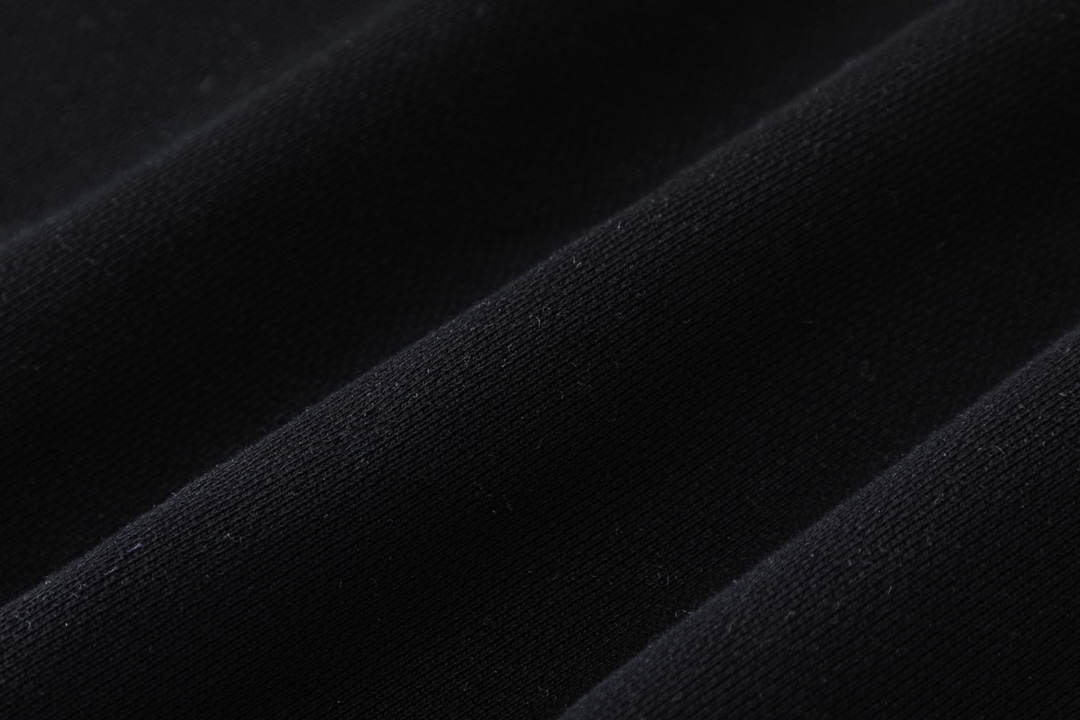 【BURBERRY】（バーバリー）長袖 ご好評に付き再入荷！