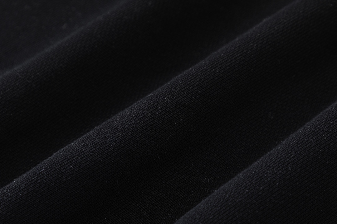 【BURBERRY】（バーバリー）長袖 ご好評に付き再入荷！