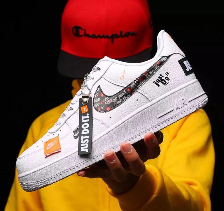 【日本未入荷】超入手困難 ナイキ エアフォース 1 プレミアム JUST DO IT スニーカー メンズ ホワイト レザー