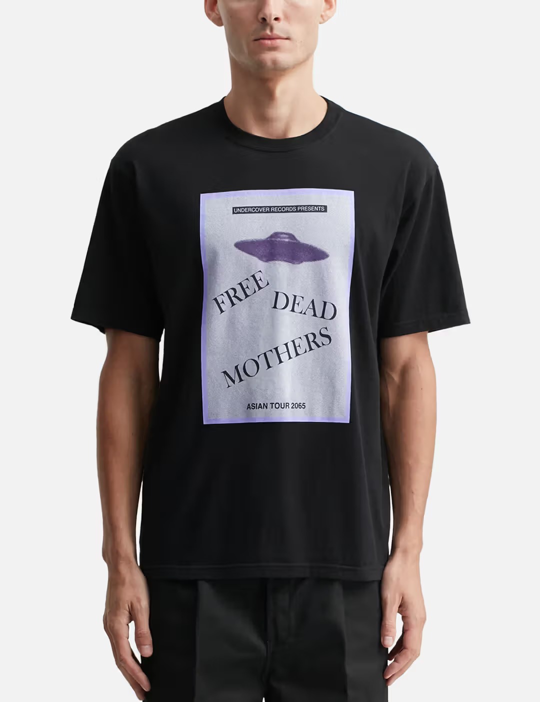 UC1E3808 Free Dead Mothers US Record Short Sleeve T-shirt