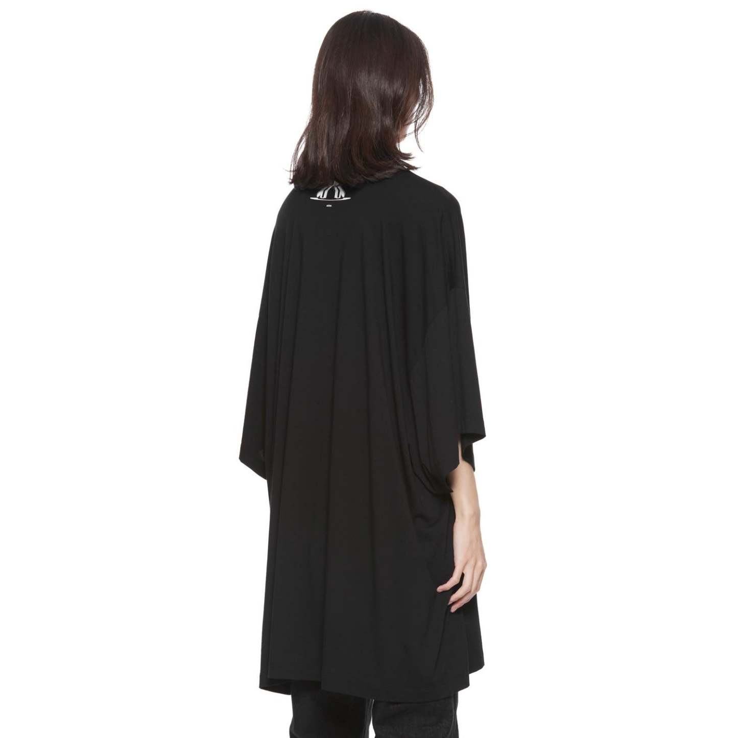 897CPM1 Black / anima Over Tee