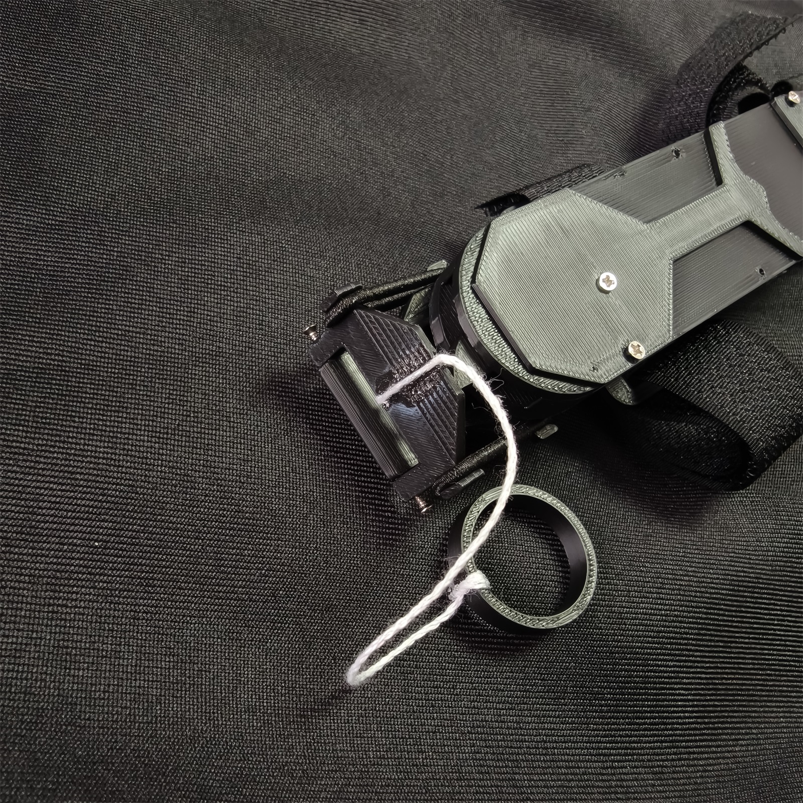 Connor's Hidden Blade Gravity version Assassins Creed Bestpropreplica