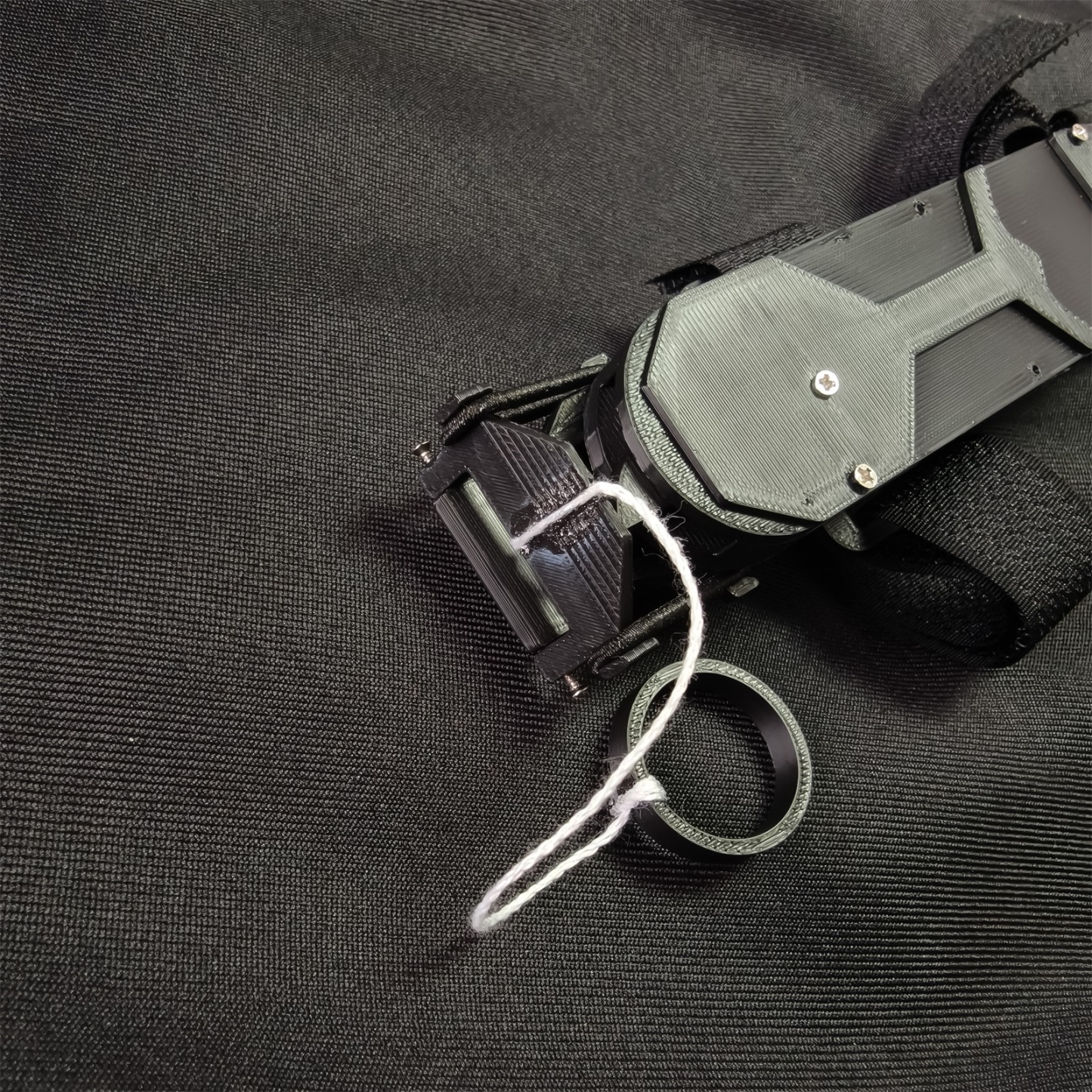 Connor's Hidden Blade Gravity version Assassins Creed Bestpropreplica