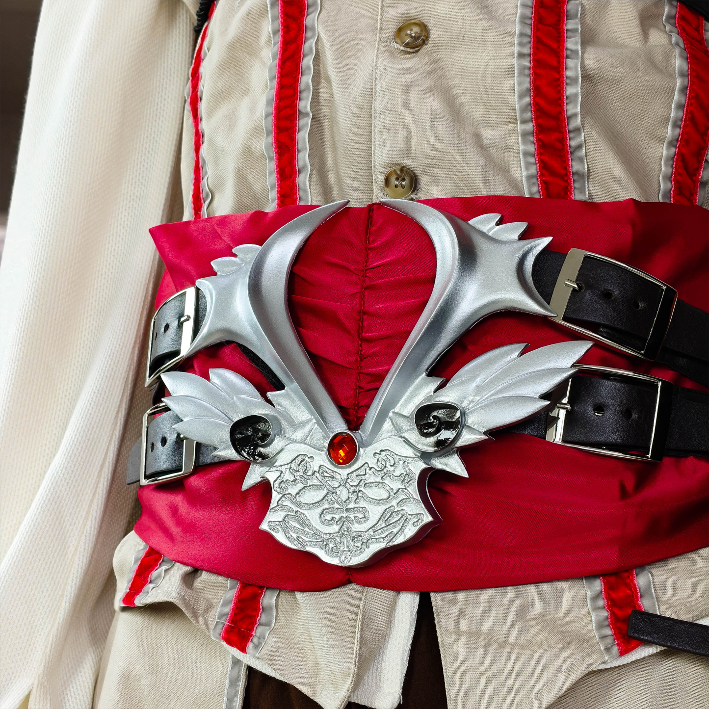 Assassin's Creed Ezio cosplay suit custom 