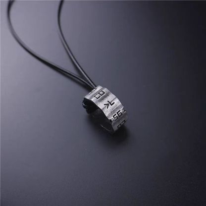 Assassin's Creed peripherals, Connor Charms, Brotherhood, Eden Rings