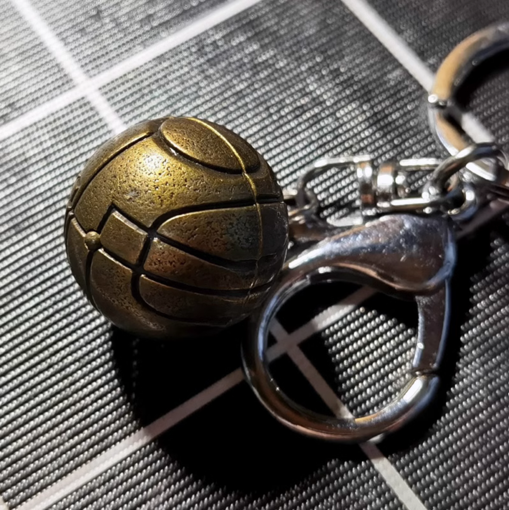 Origin Assassin's Connor Creed Revolution Eden Apple Keychain Male pendant Odyssey peripheral gift