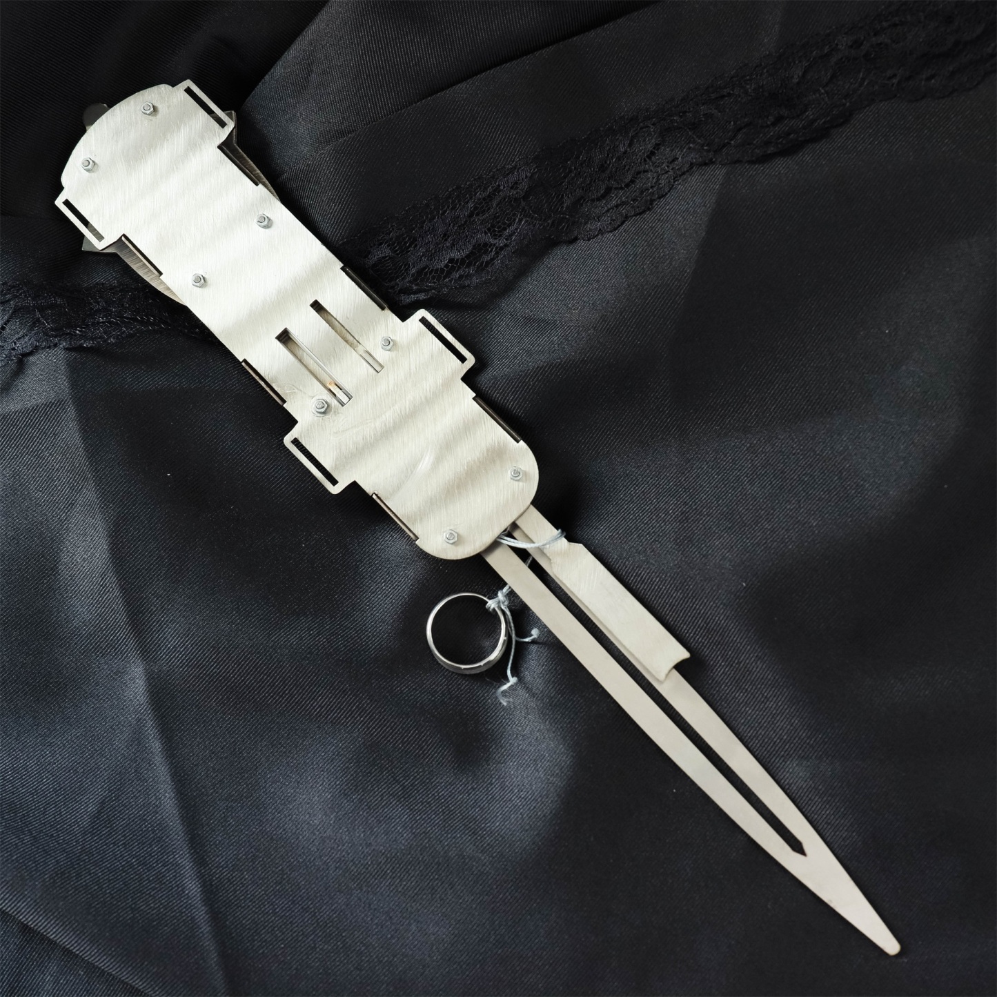 Bestpropreplica Assassin's Creed Valhalla Hidden Blade