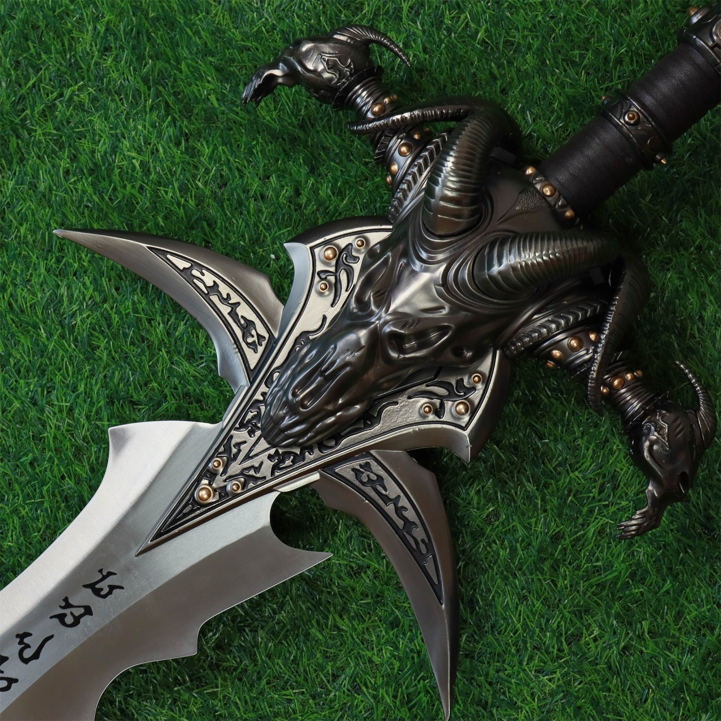 Bestpropreplica 47" Sword Frostmourne War Craft Wow lich World 1:1 