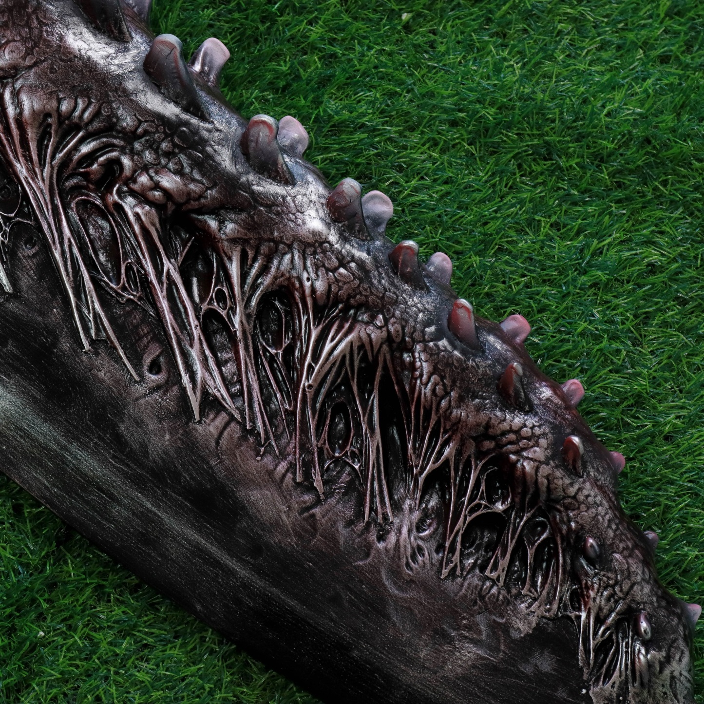 Bestpropreplica Devil May Cry: Sword of Sparda.