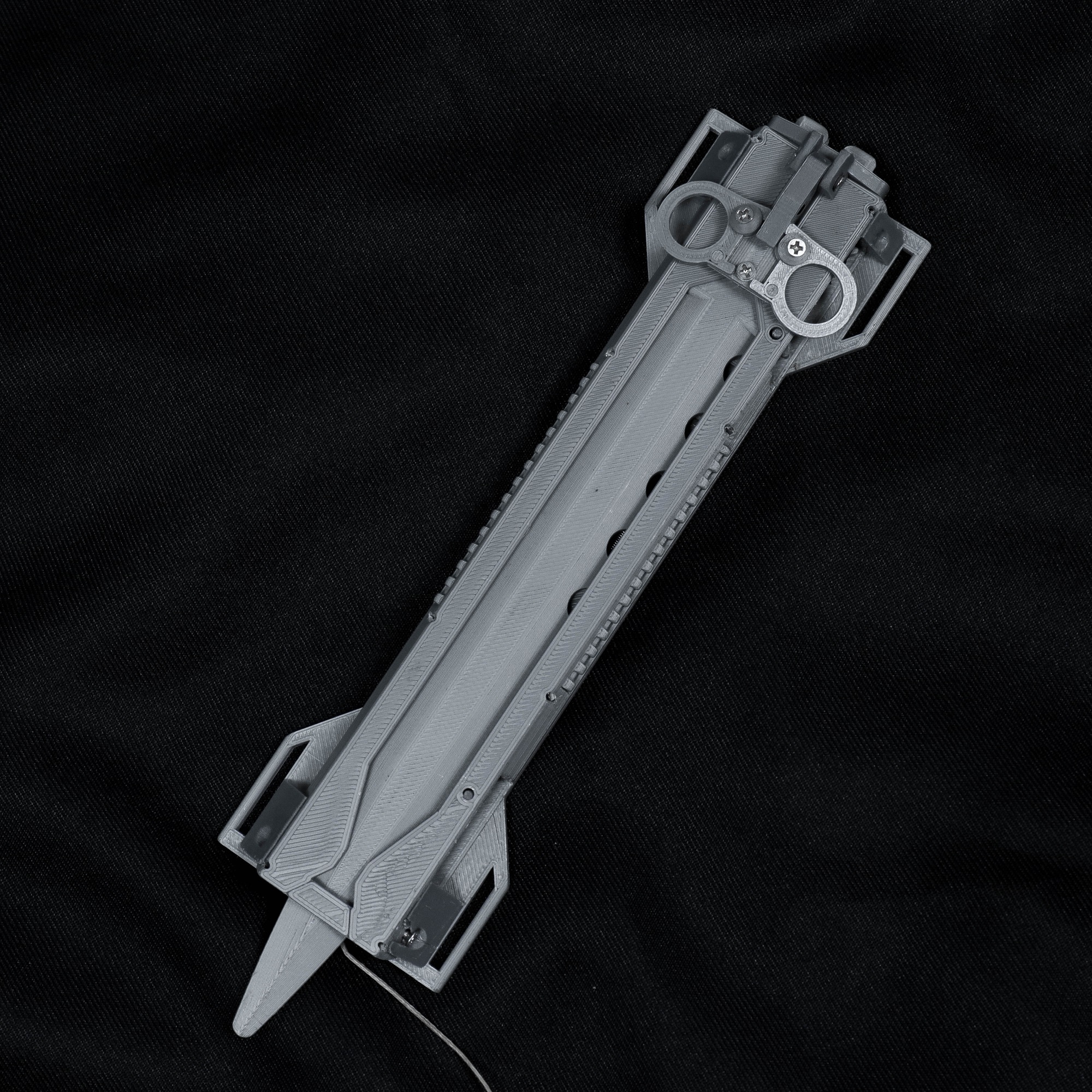 Bestpropreplica Assassins Creed Joseph 3Dprinting Double acting HiddenBlade Prop Replica