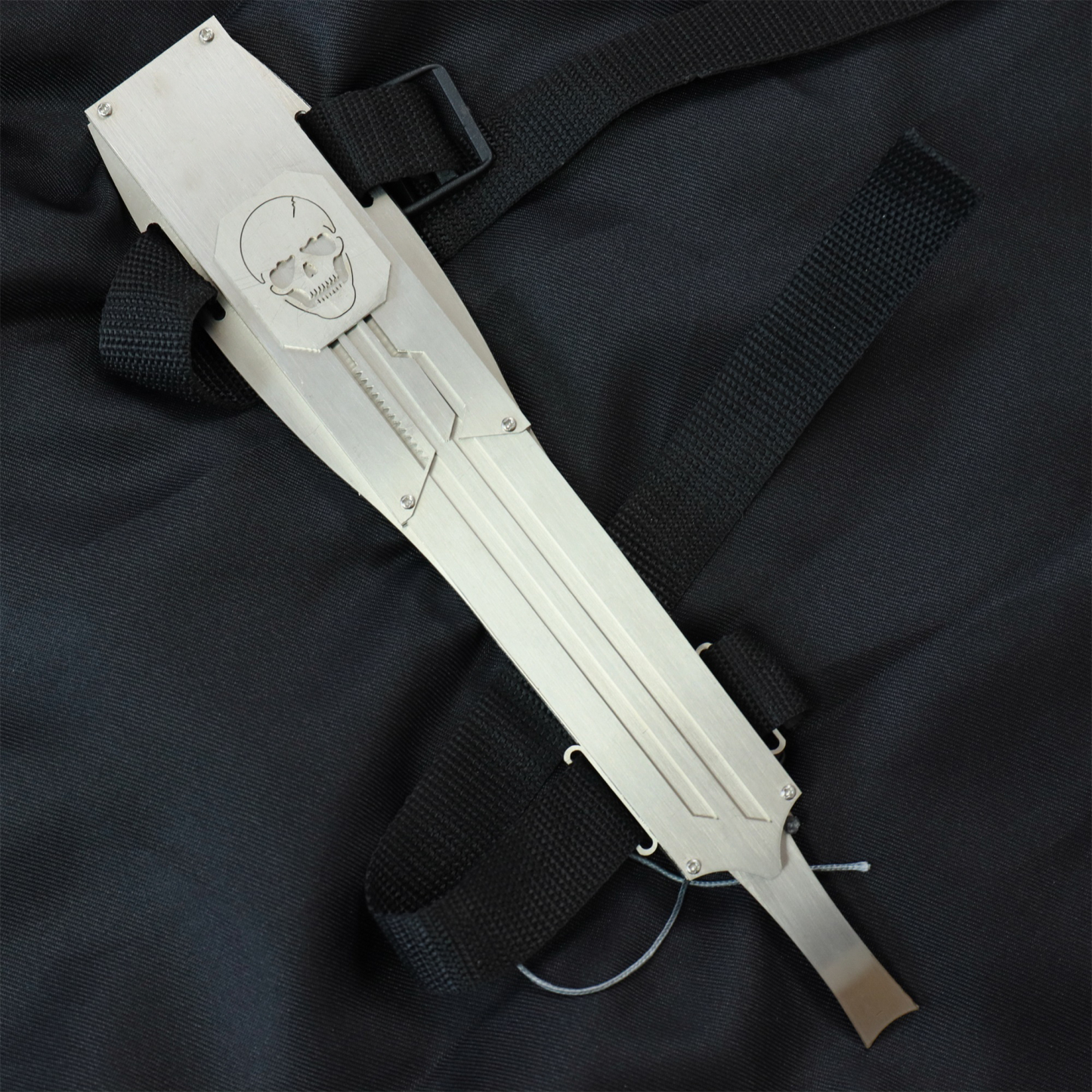 Bestpropreplica Black Flag Metal hidden blade 