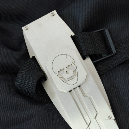 Bestpropreplica Black Flag Metal hidden blade 