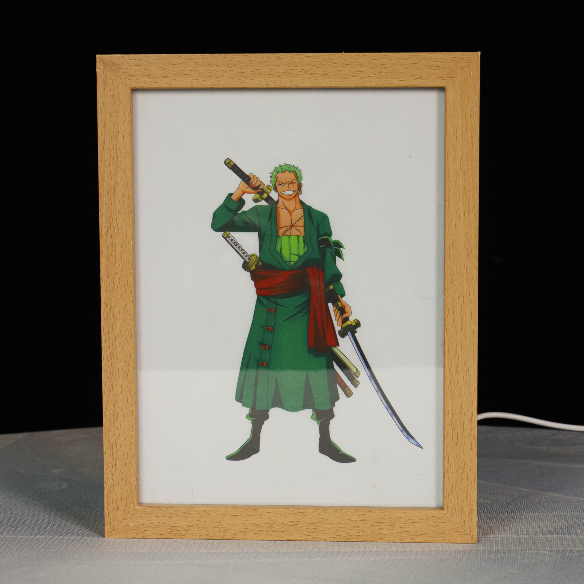 Bestpropreplica One Piece Zoro light painting