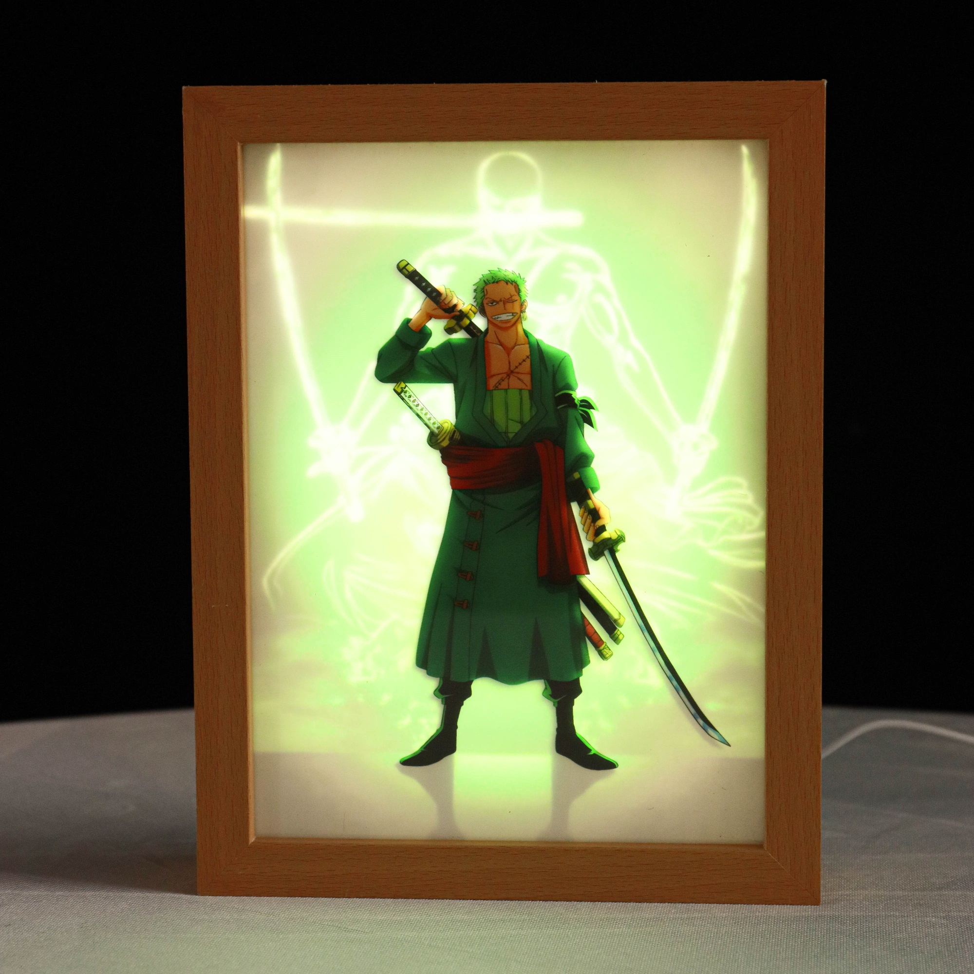Bestpropreplica One Piece Zoro light painting