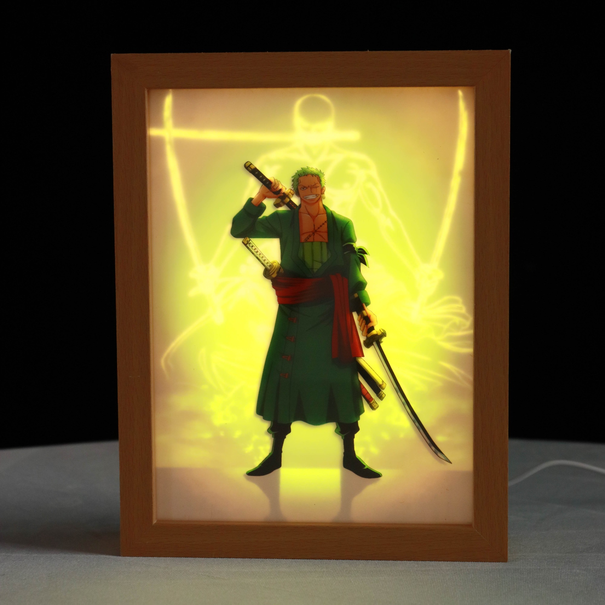 Bestpropreplica One Piece Zoro light painting