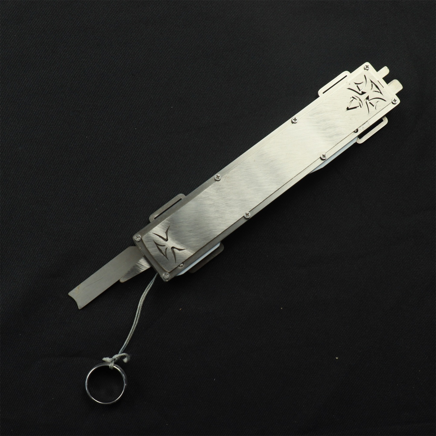 AC Brotherhood Altair Hidden Blade 