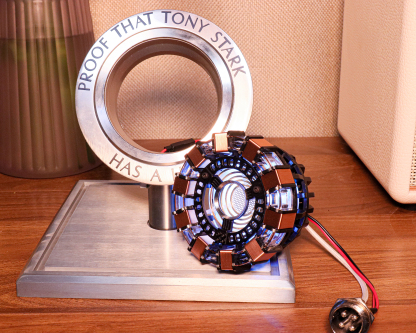 Iron Man Arc Reactor 1:1 Ratio, Vibration Sensing, LED Light, with Display Case for Collections, USB Connection 