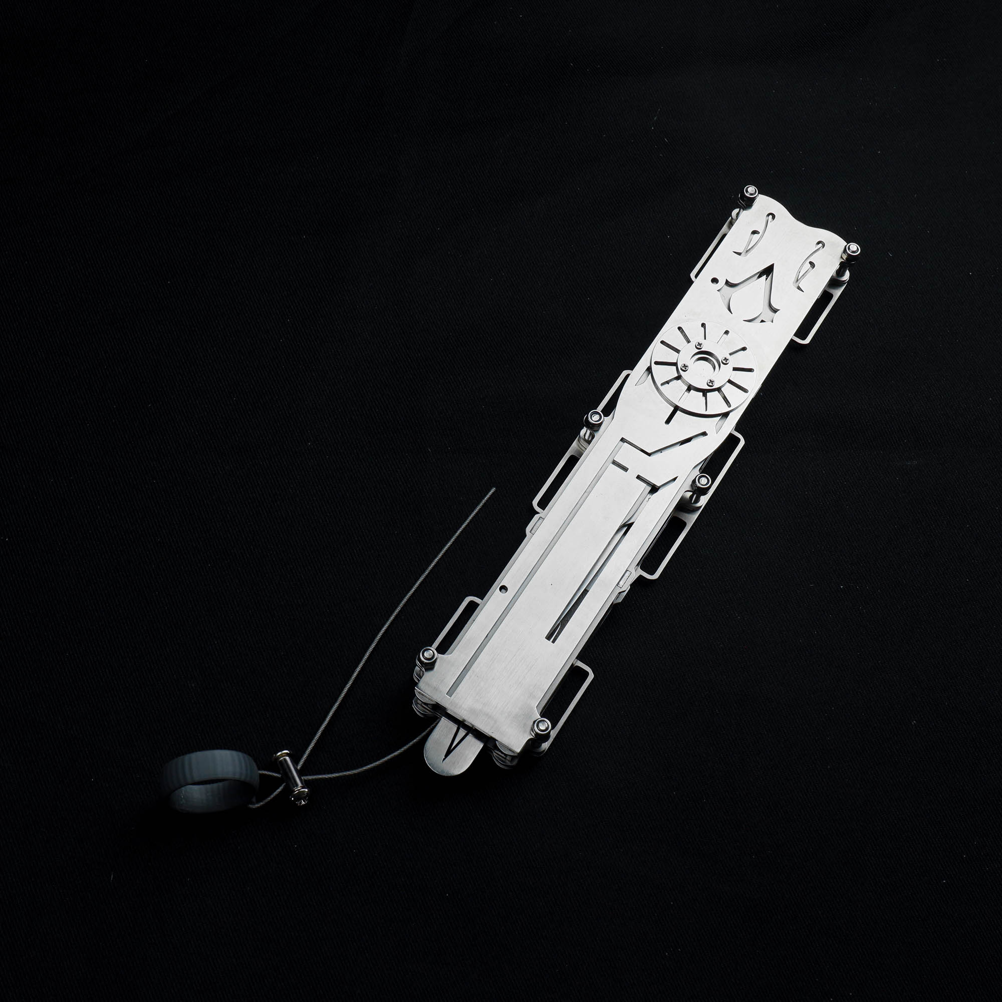 Assassins Ezio Original version Double Action Hidden Blade 