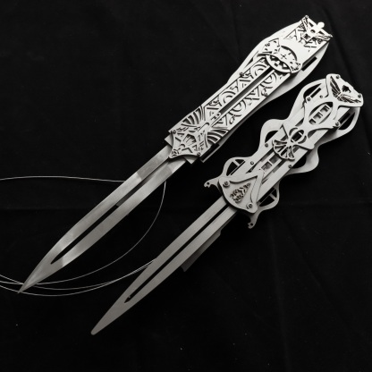 Aguilar Hidden Blade and Altair Brotherhood Hidden Blade Combinational sales