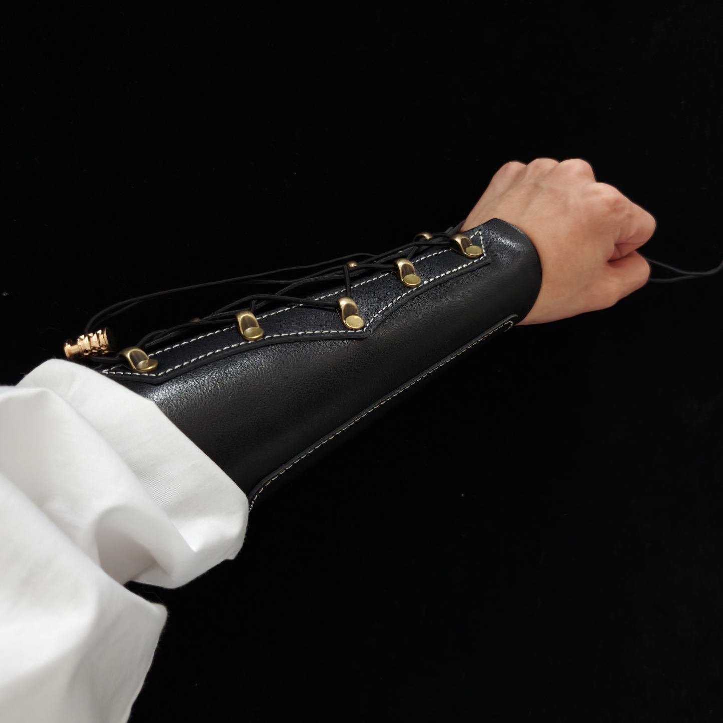 Bestpropreplica Wrist brace for Hidden Blade