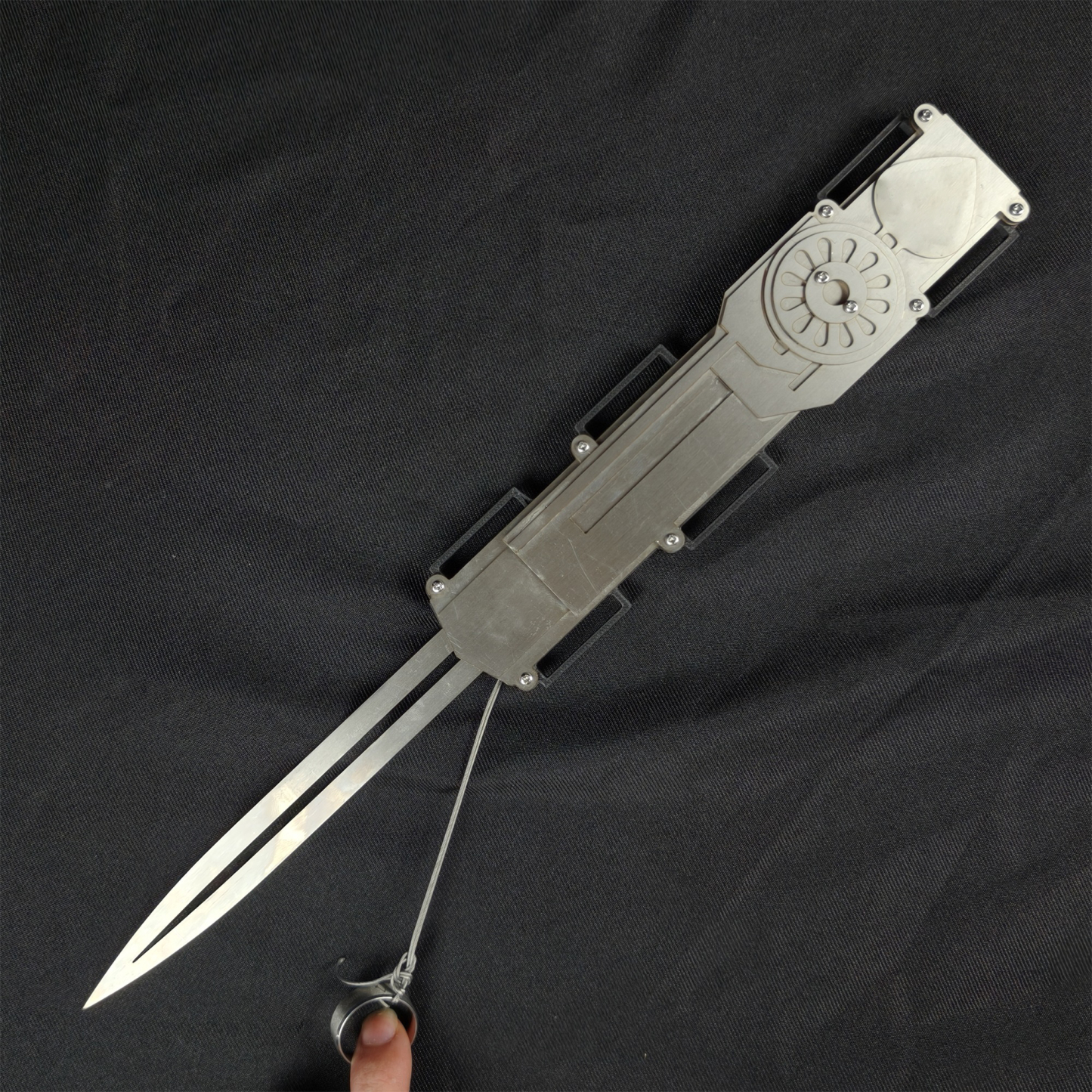 Bestpropreplica Ezio metal hidden blade Double Action 