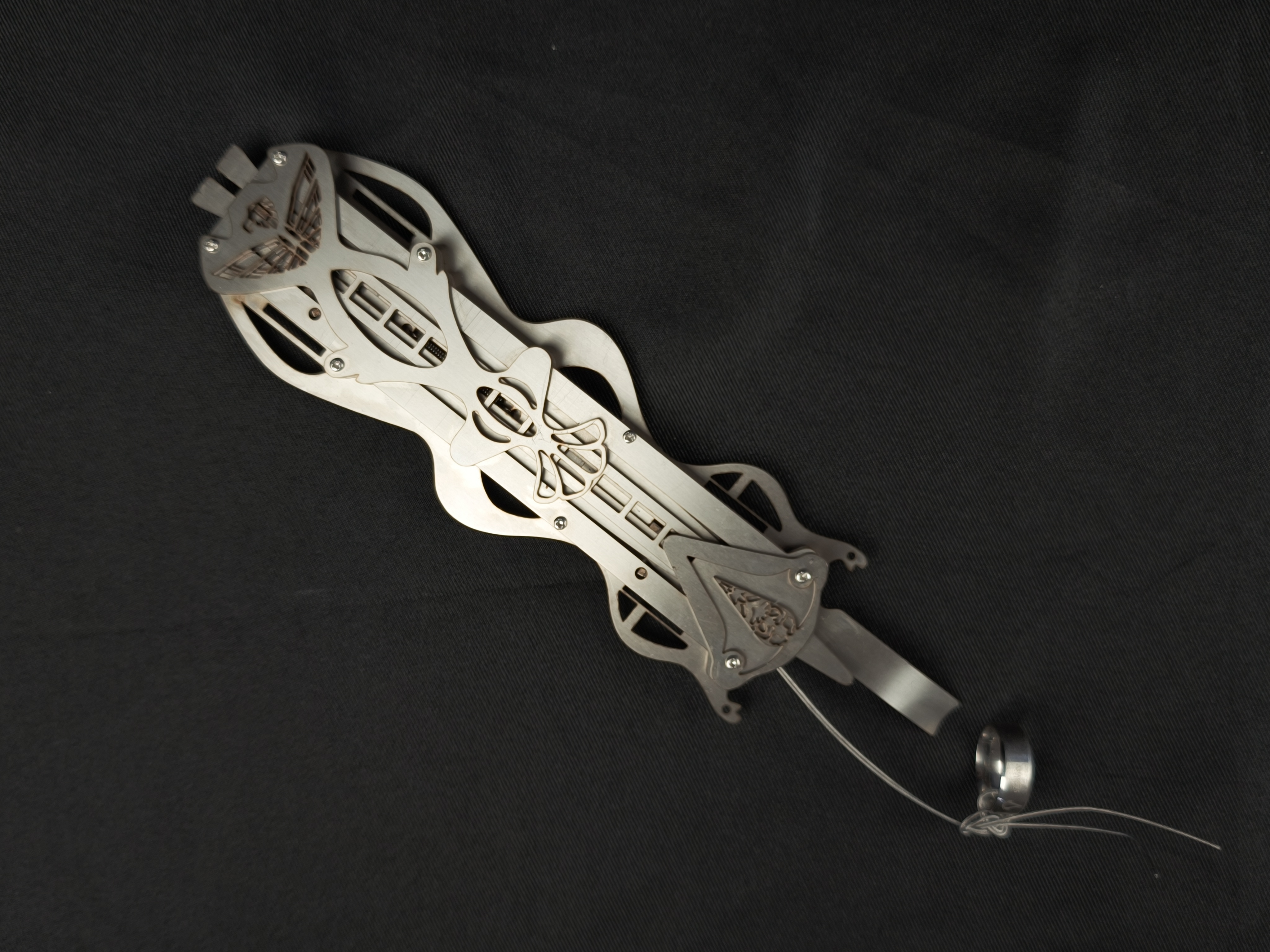 AC Brotherhood Altair Hidden Blade 