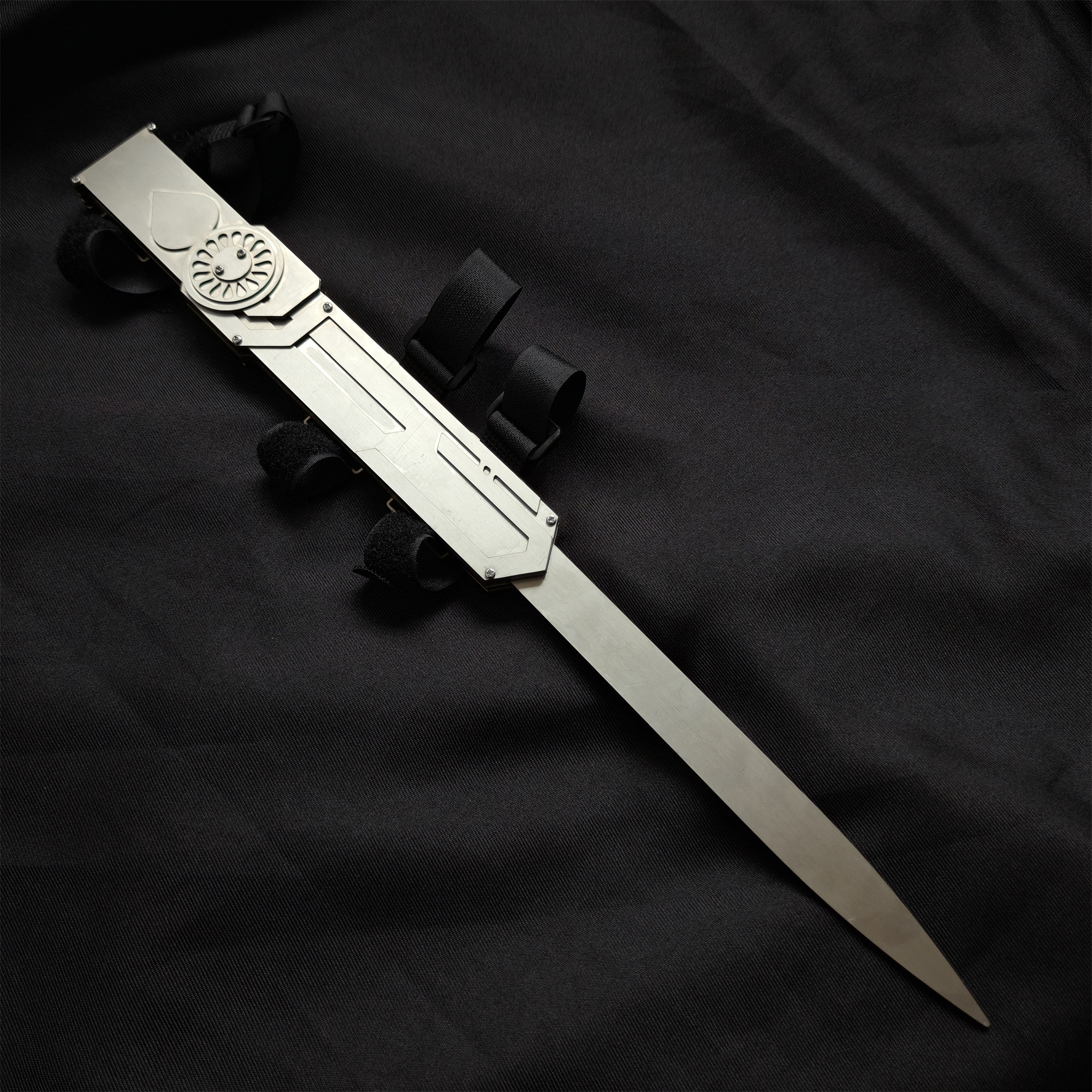 Bestpropreplica Ezio metal hidden blade