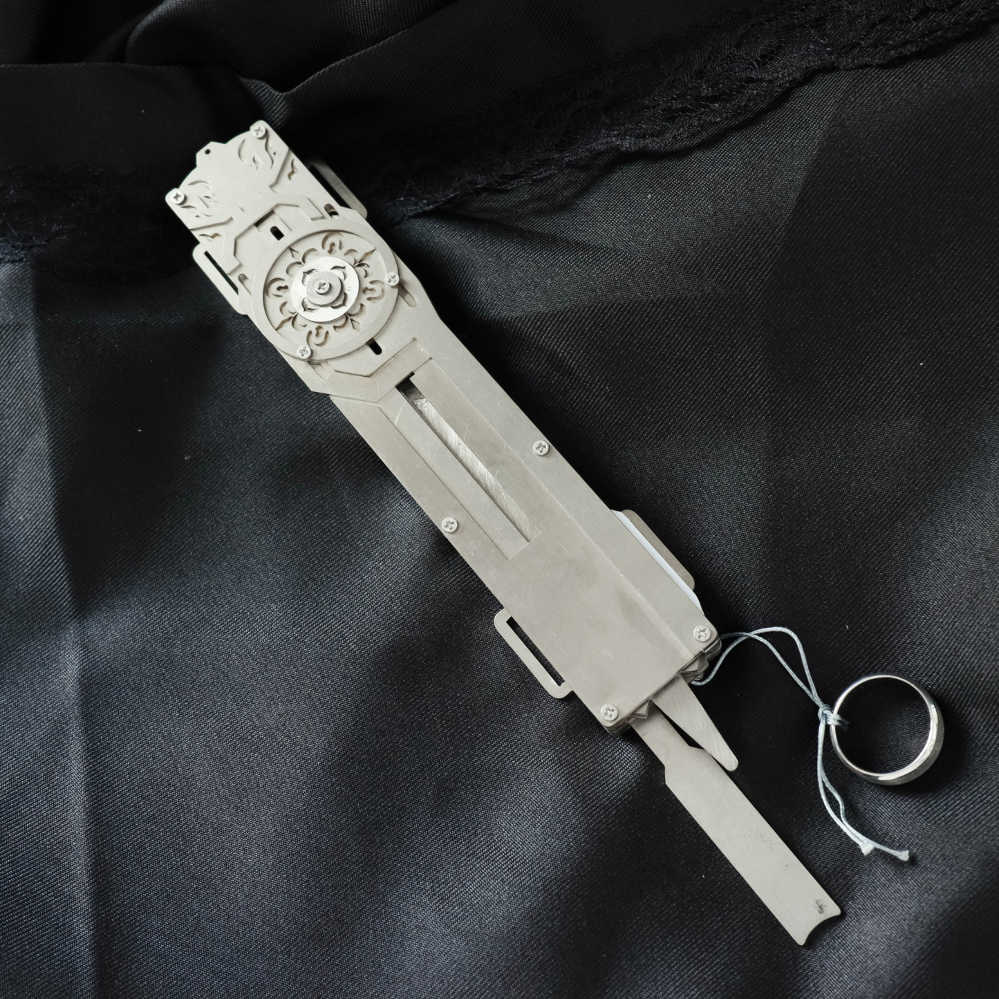 Bestpropreplica Ezio Hidden blade