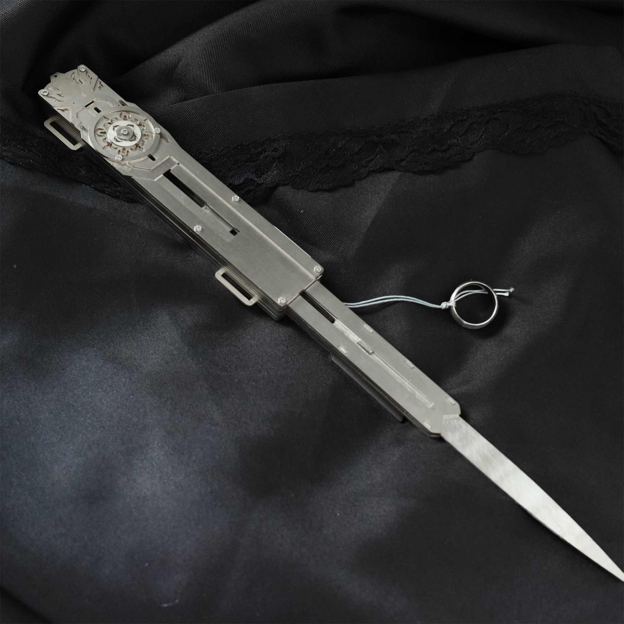 Bicchiere Assassin's Creed XXL 500ml - Vetro Con Design In Lamina Metallica, Ufficiale, Perfetto Per Collezionisti - Foto 8