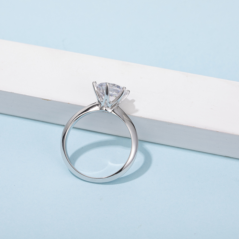 MissDiamond Round Cut Lab Grown Diamond 3CT D VS1 18k White Gold Ring M031