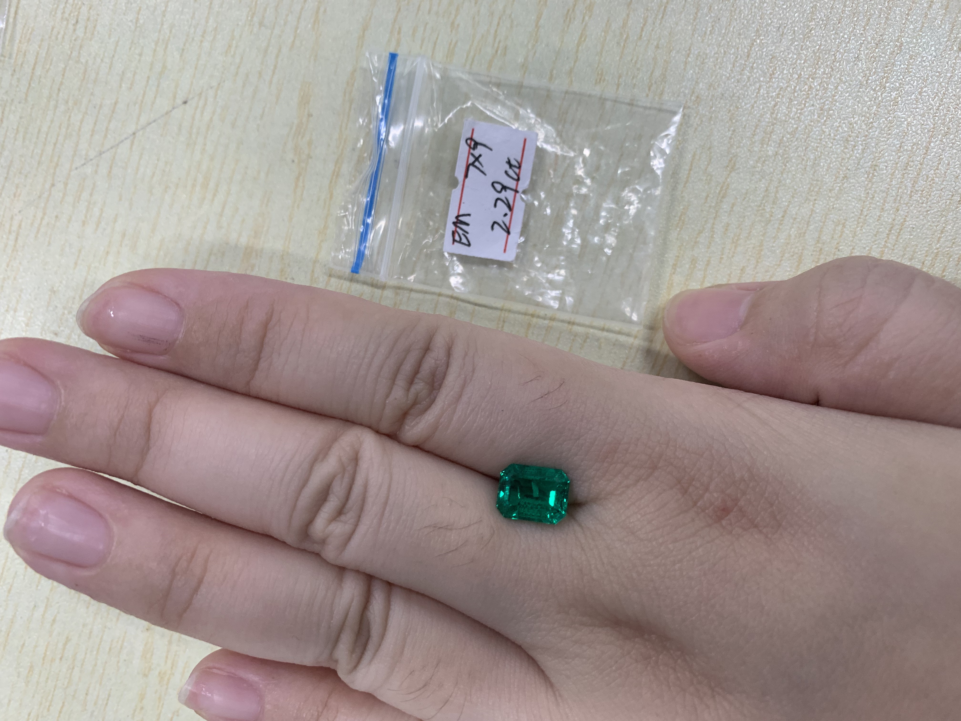 MissDiamond Emerald Shape 7*9MM Lab Gemstone