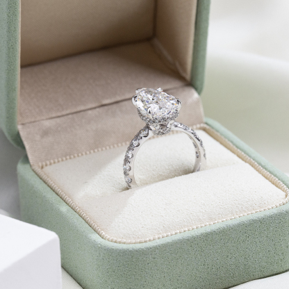 MissDiamond Pear Lab Grown Diamond 4.06CT E VVS2 Accented Solitatire 18K White Gold Ring MSR-1991