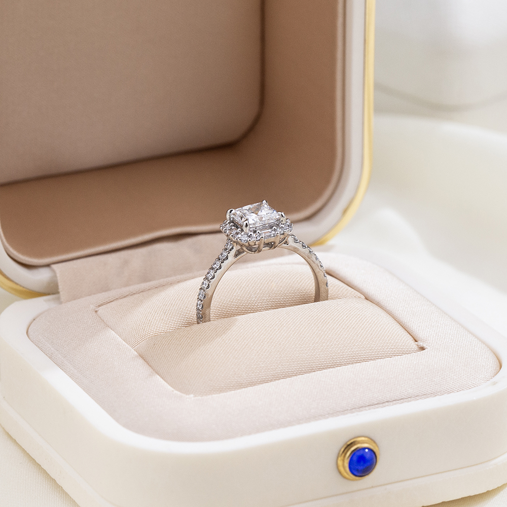 MissDiamond Princess Cut Lab Grown Diamond 1.037CT D VVS2 Platinum Halo Ring MSR-1996