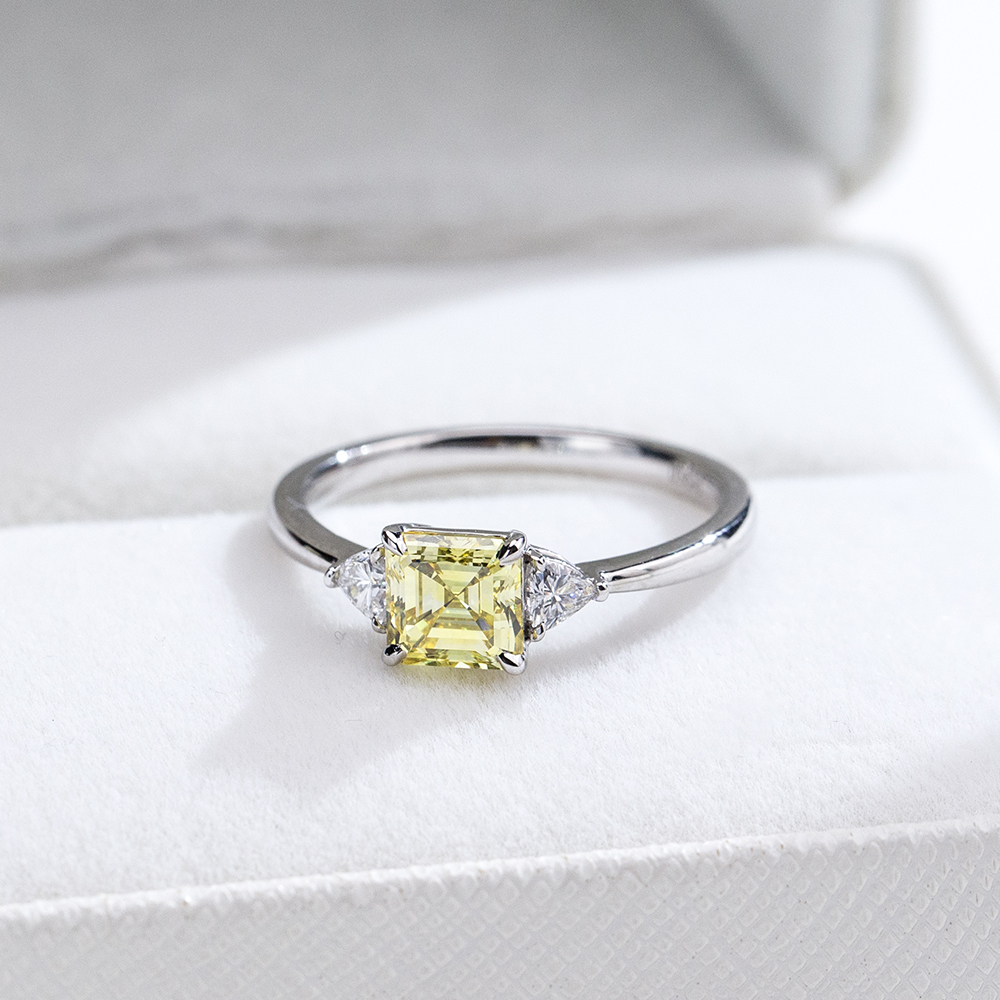 MissDiamond Lab Grown Diamond 1.01CT  VVS2 Platinum Three Stone Ring MSR-2001