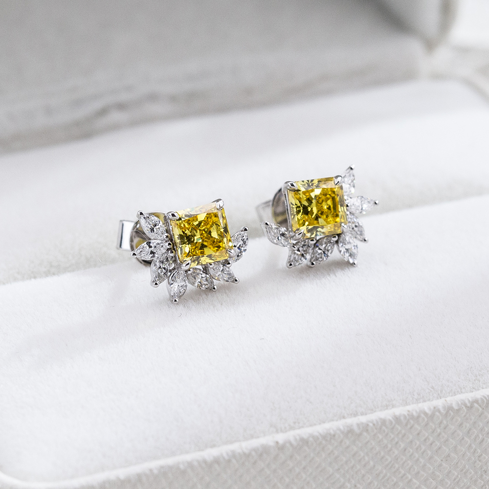 MissDiamond Radiant Cut Lab Grown Diamond 0.69CT FY VS2 Platinum Studs Earrings MSE-864