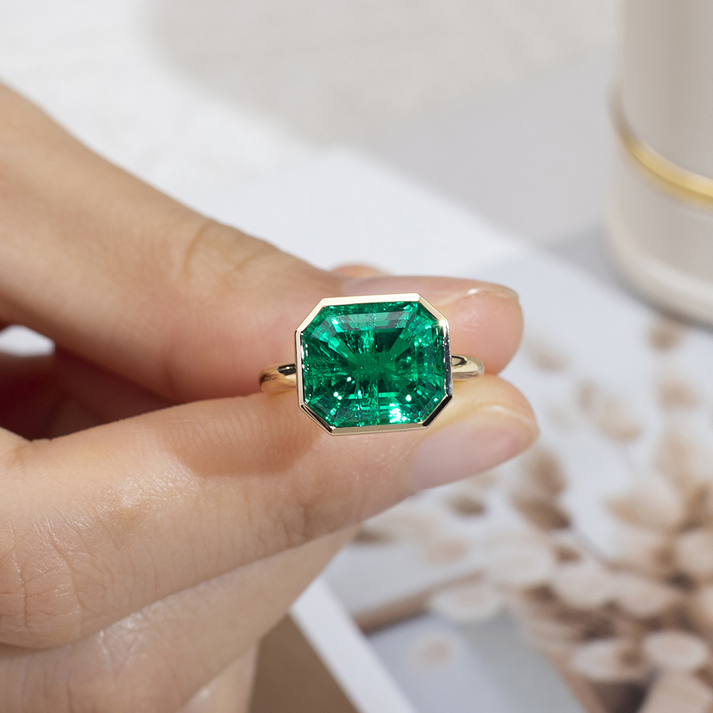 Emerald Cut Lab Grown Emerald 3CT Solitaire 18K Yellow Gold Ring MSR-1422