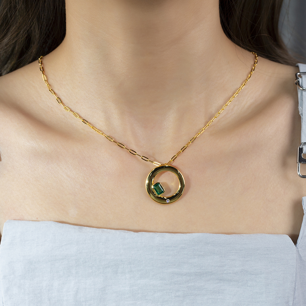 Octagon Shape Lab Emerald S925 Silver Yellow colour Round Pendant Necklace MSN-844