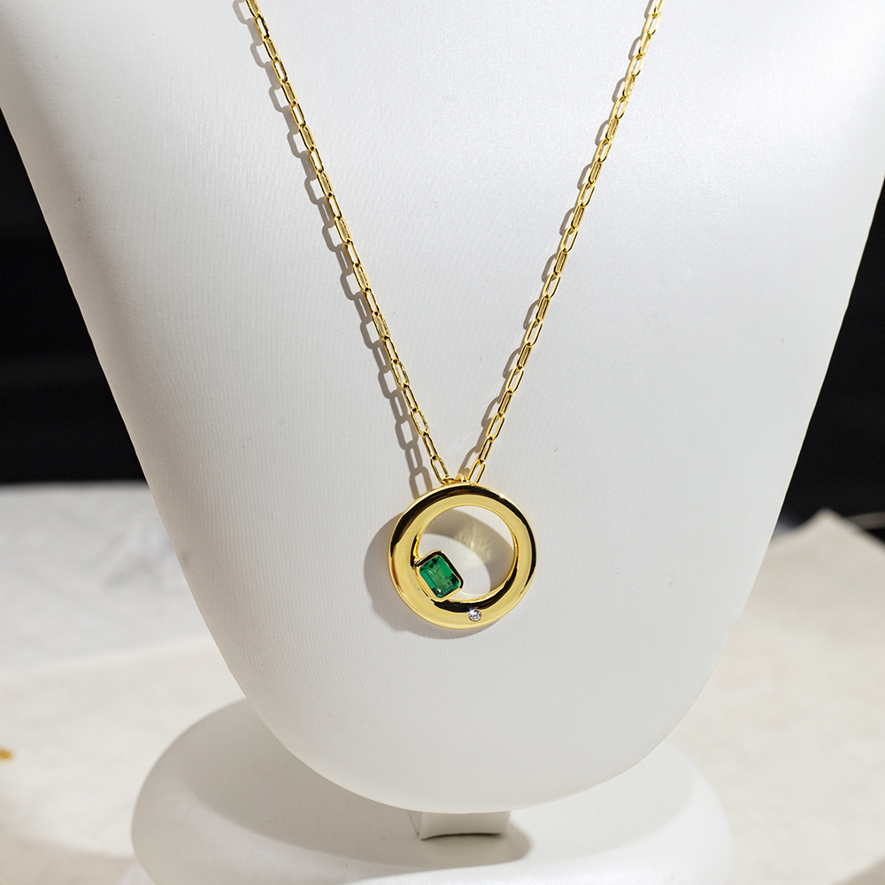 Octagon Shape Lab Emerald S925 Silver Yellow colour Round Pendant Necklace MSN-844