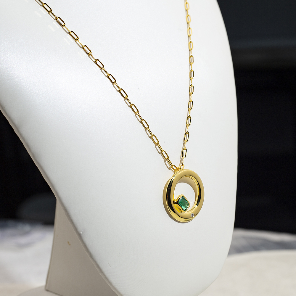 Octagon Shape Lab Emerald S925 Silver Yellow colour Round Pendant Necklace MSN-844