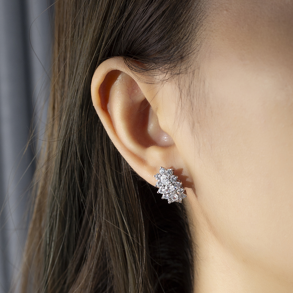 Oval Shape Lab Grown Diamond E VVS1 14K White Gold Studs Earrings MSE-780