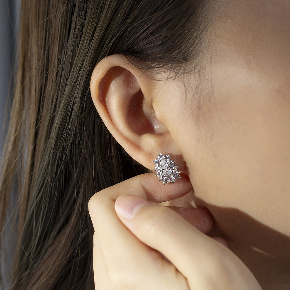Oval Shape Lab Grown Diamond E VVS1 14K White Gold Studs Earrings MSE-780