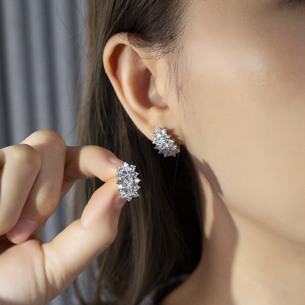 Oval Shape Lab Grown Diamond E VVS1 14K White Gold Studs Earrings MSE-780