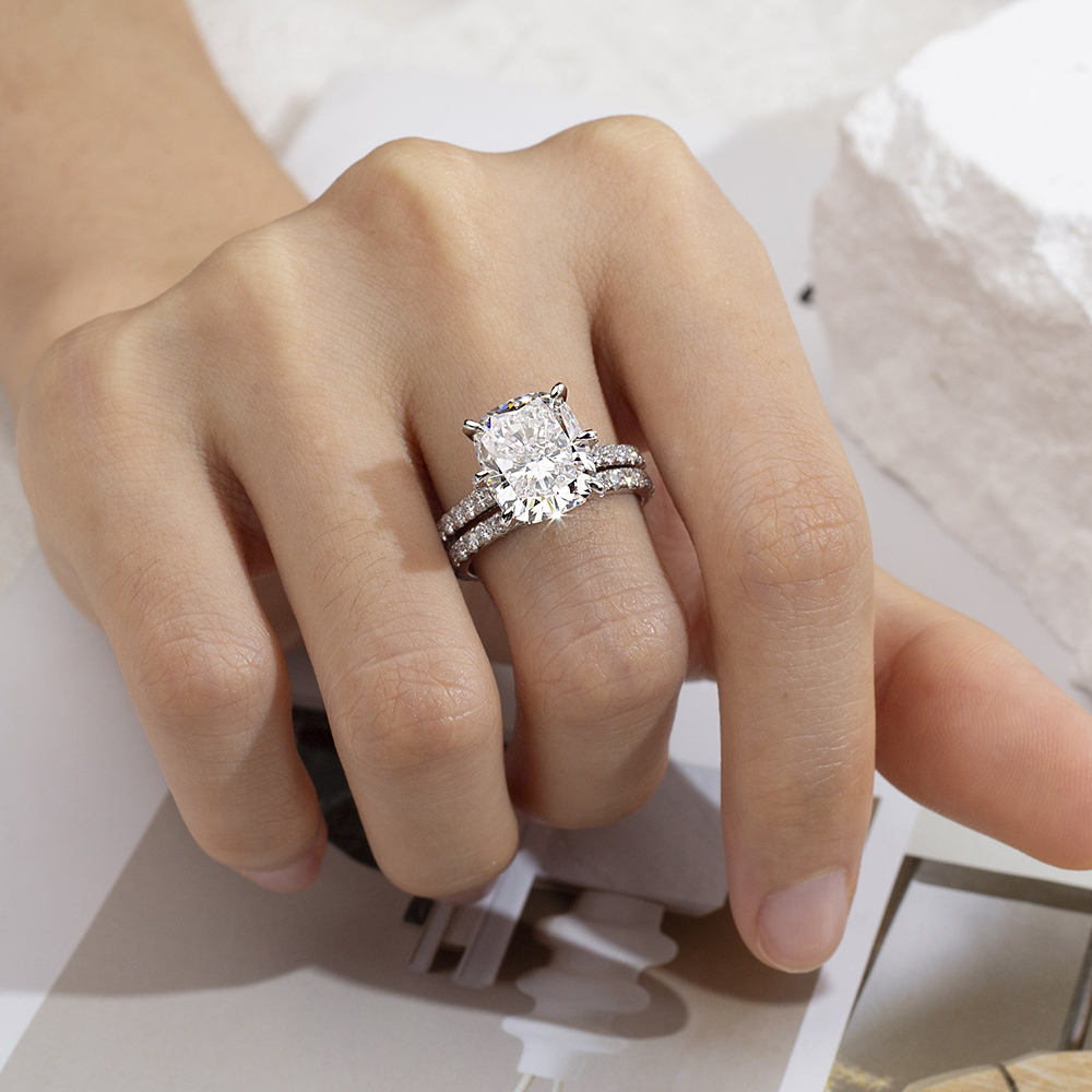 MissDiamond Cushion Cut Lab Grown Diamond 5CT Solitaire D VVS2 PT950 Ring Set MSR-1698