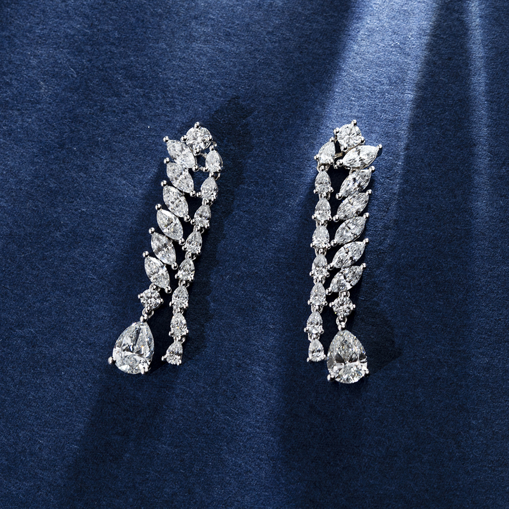 MissDiamond Pear Shape Lab Grown Diamond D VVS2 18K White Gold Drop Earrings MSE-784