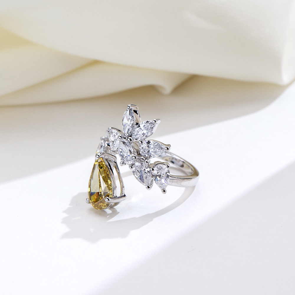 MissDiamond Pear Cut Lab Grown Diamond 2.05CT G VS1 18K Yellow Gold Cluster Ring MSR-1927