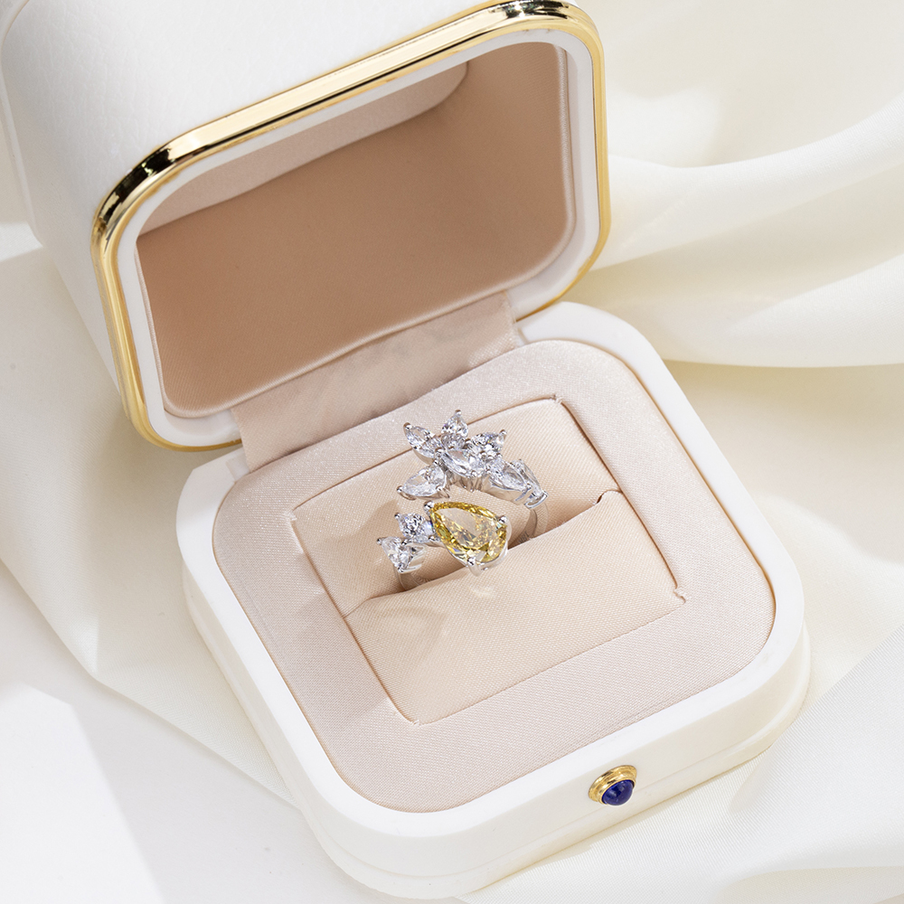 MissDiamond Pear Cut Lab Grown Diamond 2.05CT G VS1 18K Yellow Gold Cluster Ring MSR-1927