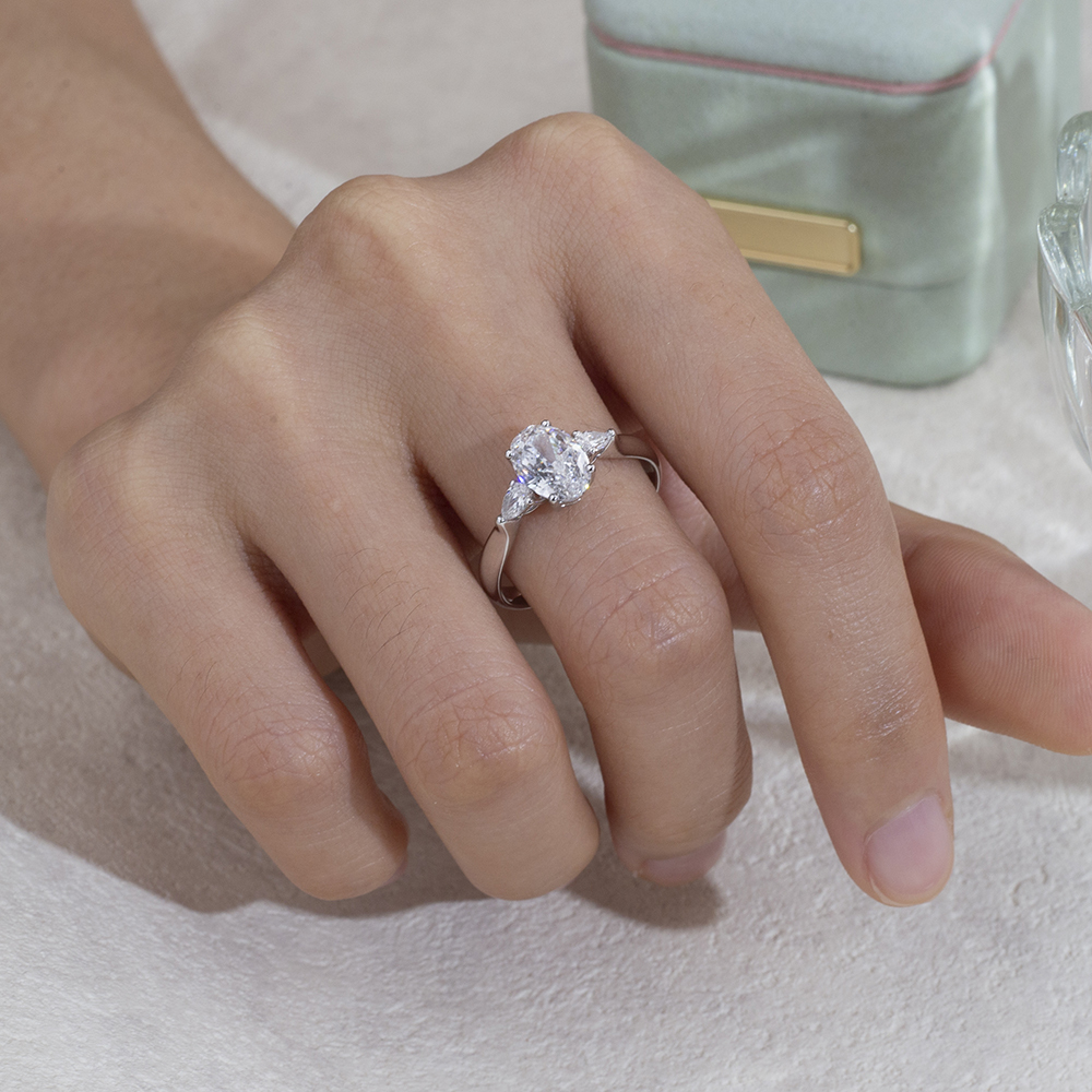 MissDiamond Oval Cut Lab Grown Diamond 1.5CT D VS1 Three Stones 18K White Gold Ring MSR-1697
