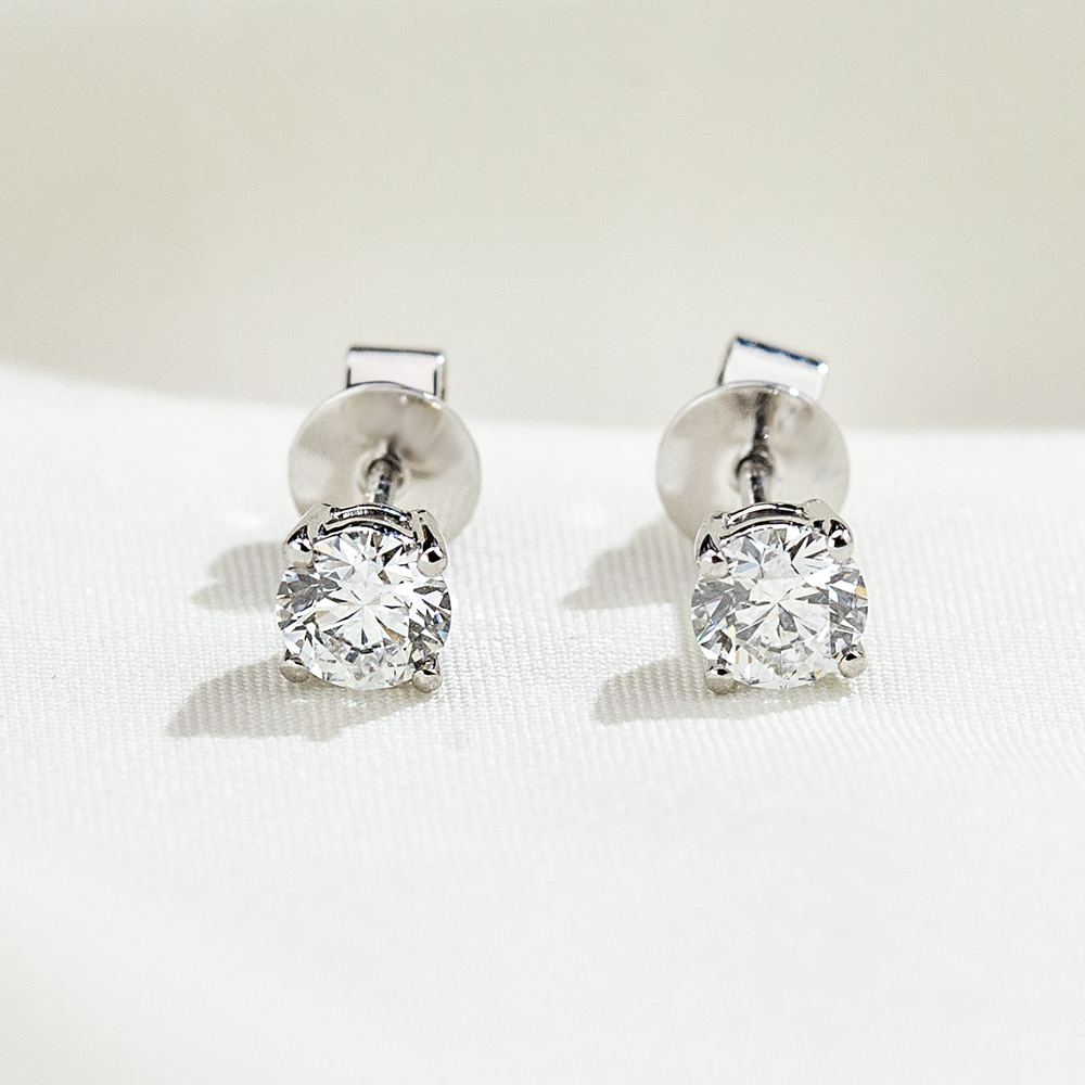 MissDiamond Round Cut Lab Grown Diamond 0.3CT D  VVS2 Platinum Studs Earrings MSE-329