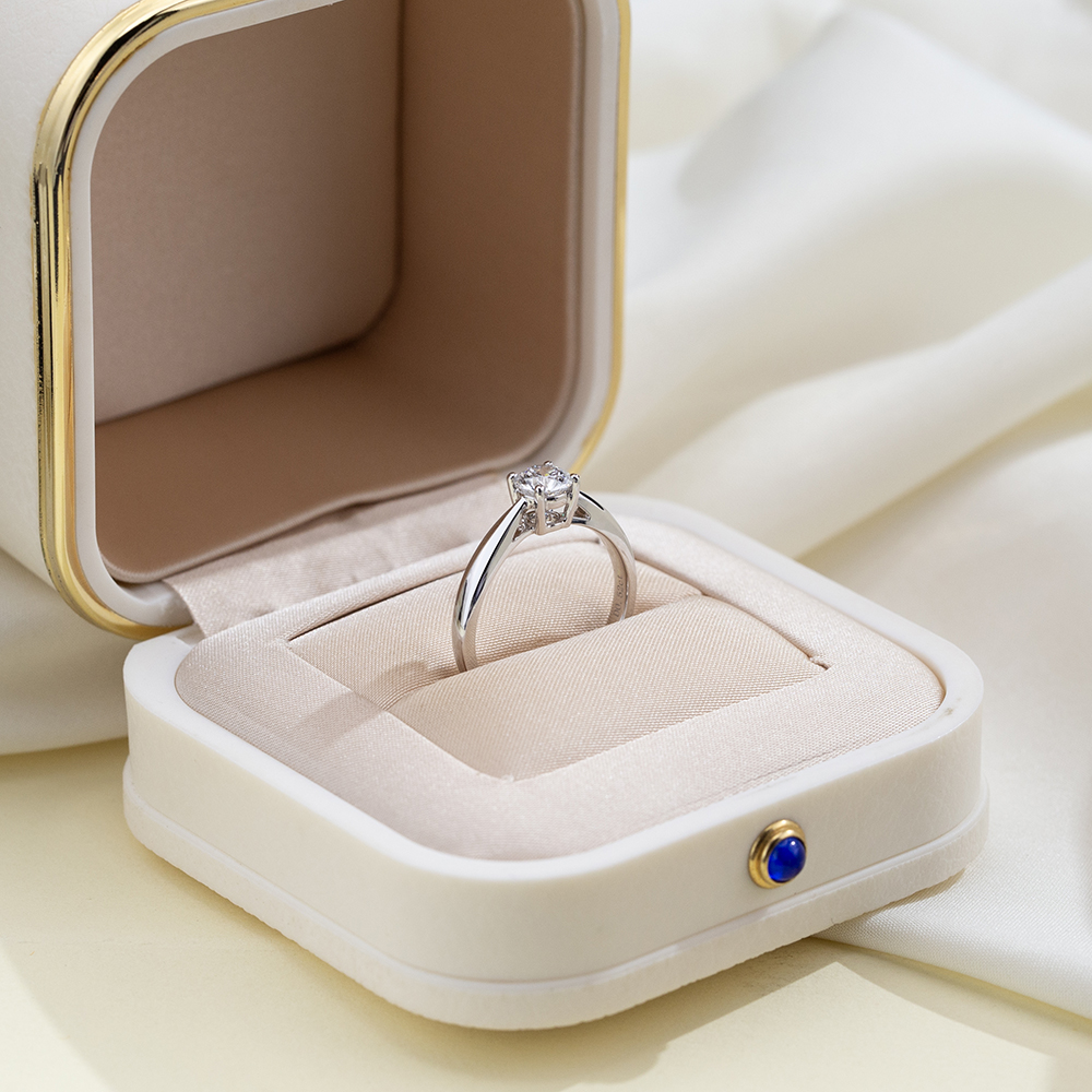 MissDiamond Round Cut Lab Grown Diamond  D G VS1 VVS2 Platinum Solitaire Ring MSR-371