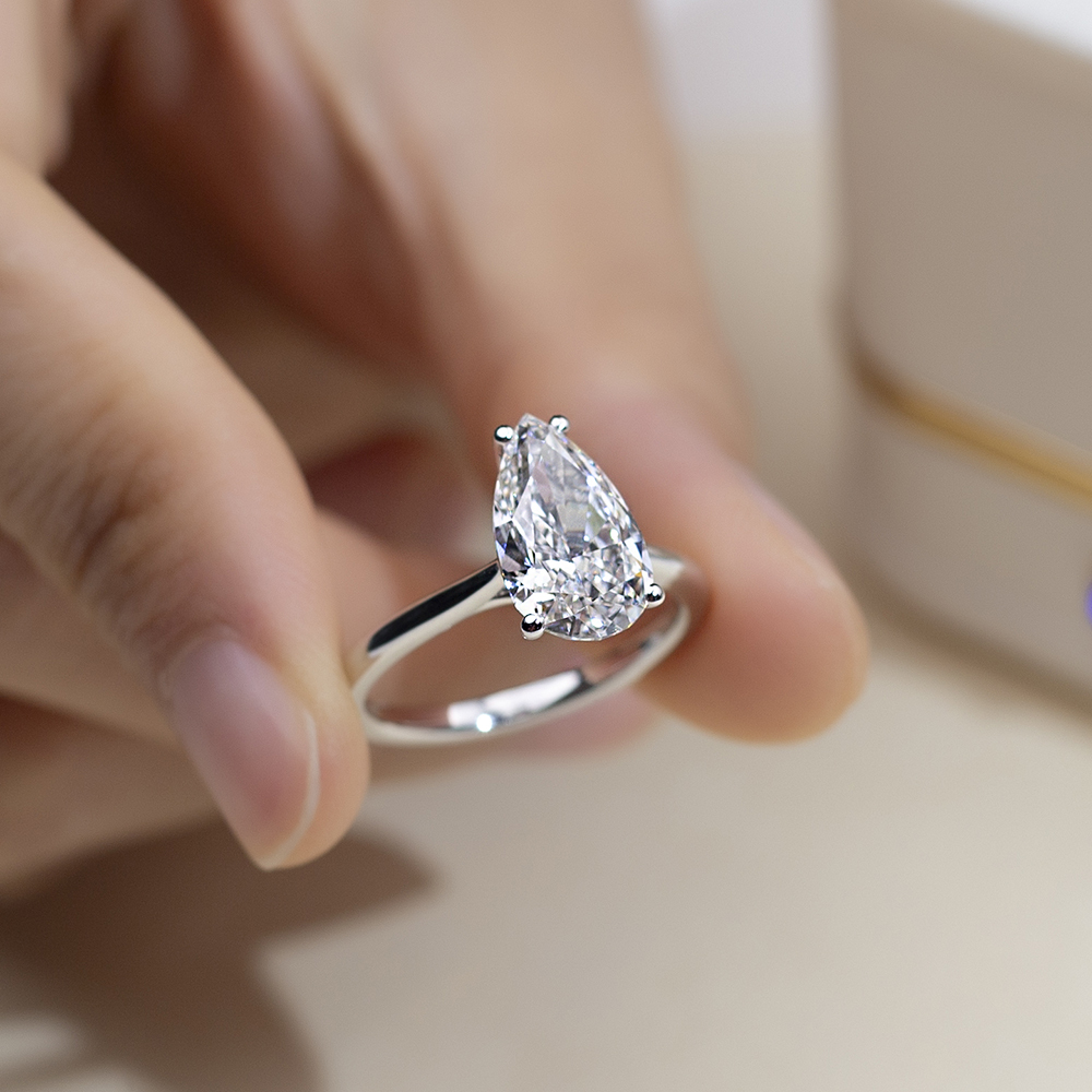 Pear Cut Lab Grown Diamond 3CT Solitaire D VVS1 18K White Gold Ring MSR-1655